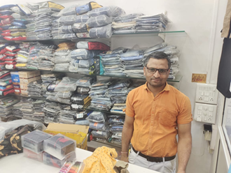 Prayas-Mens-Wear-In-Khargone