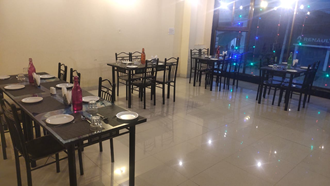 Delicious-Veg-and-Non-Veg-Family-Restaurant-In-Sagwara