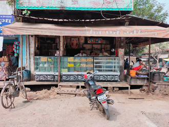 Navkar-Namkeen-Center-In-Ratlam