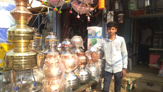 Pooja-Bartan-Bhandar-In-Garoth