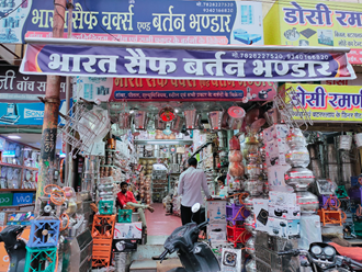 Bharat-Bartan-Bhandar-In-Mandsaur