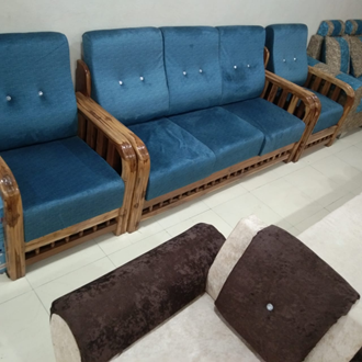 New-Raj-Furniture-In-Dewas