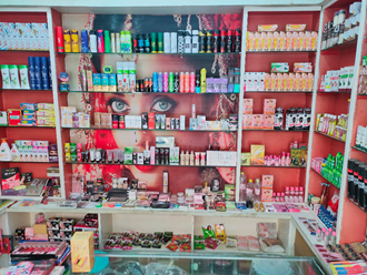 Blossom-Beauty-Cosmetic-In-Mandsaur