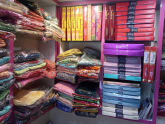 Shruti-Sarees-and-Suits-In-Mandsaur