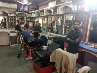 Lucky-Hair-and-Beauty-Salon-In-Mandsaur