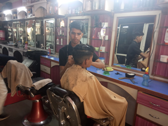 Lucky-Hair-and-Beauty-Salon-In-Mandsaur